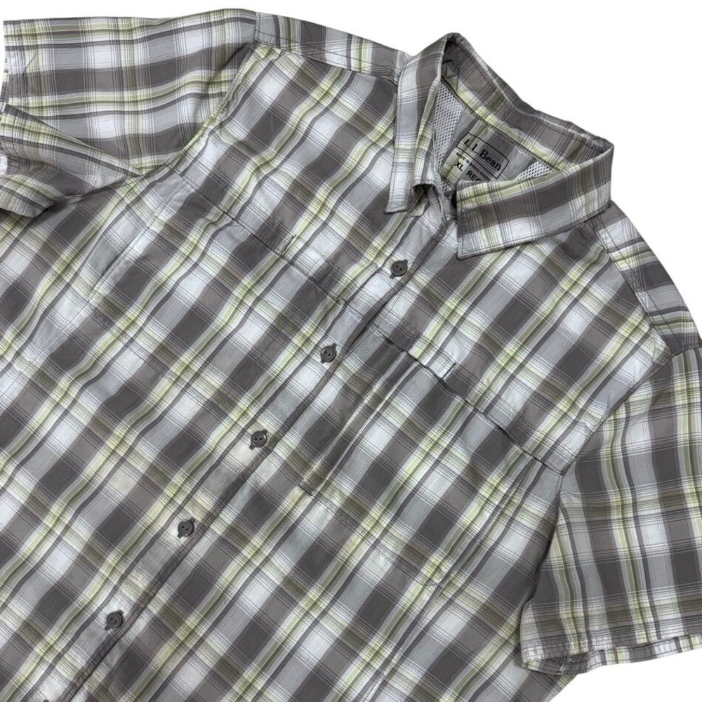 LL Bean Button Down Shirt Mens XL Plaid‎ Vented Short Sleeve Hiking Fishing